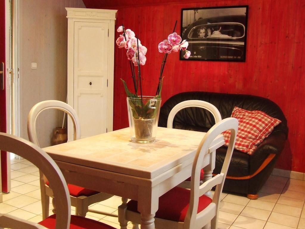 Gite Les Orchidees Honfleur Room photo